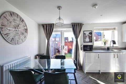 3 bedroom semi-detached house for sale, Leighton Close, Twigworth