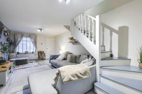 3 bedroom semi-detached house for sale, Abbeydale Gardens, Leeds, West Yorkshire, LS5