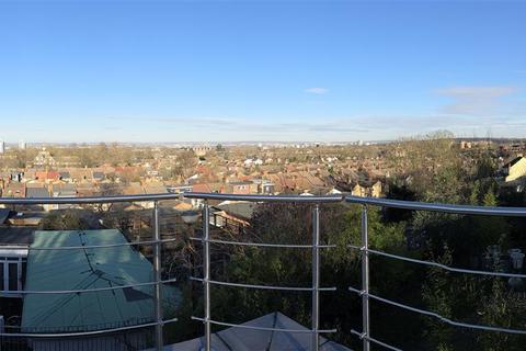 undefined, Chelsworth Drive, London
