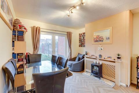3 bedroom semi-detached house for sale, Rockwood Crescent, Nottingham NG15