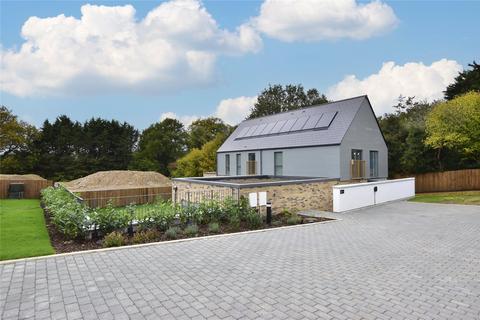 3 bedroom detached house for sale, Toms Lane, Kings Langley, Hertfordshire, WD4