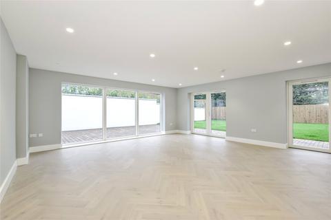 3 bedroom detached house for sale, Toms Lane, Kings Langley, Hertfordshire, WD4