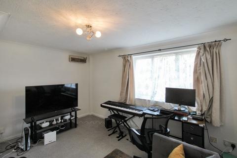 undefined, Bath Road, Ashford TN24
