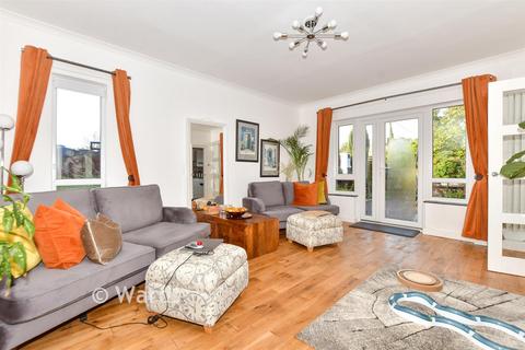 undefined, Dover Road, Guston, Dover, Kent