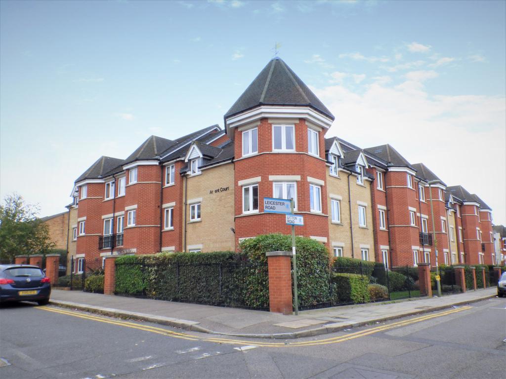 2 bed flat for sale Leicester Road, New Barnet EN