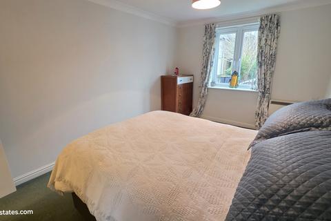 2 bedroom flat for sale, Leicester Road, New Barnet EN4