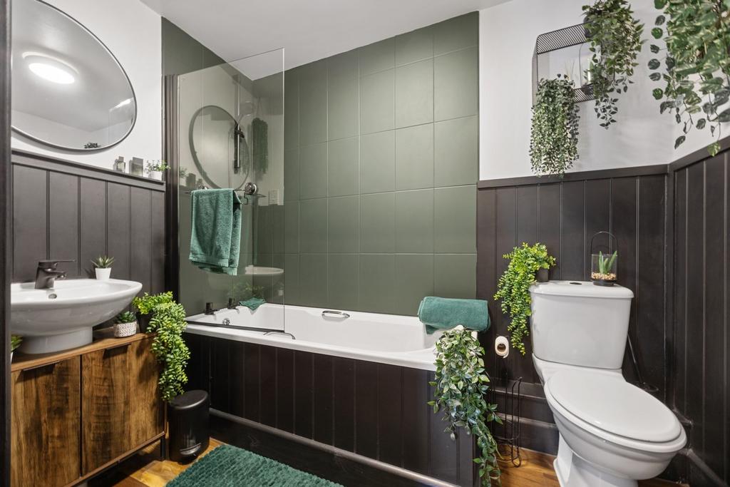 Modern bathroom