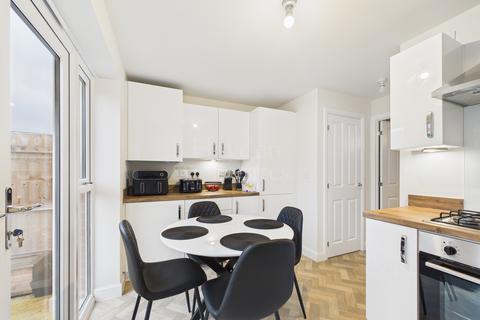 2 bedroom semi-detached house for sale, Bond Gardens, Stourport on Severn, DY13 9FT