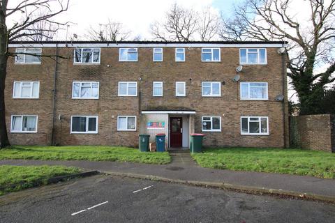 1 bedroom flat to rent, Greenacres, Furnace Green, Crawley