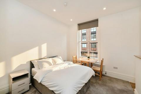 Studio to rent, Fulham Road, Chelsea, SW3