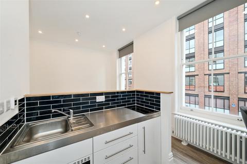 Studio to rent, Fulham Road, Chelsea, SW3