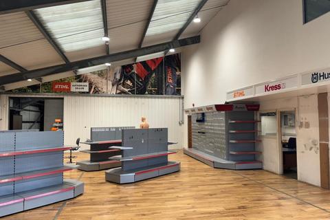 Showroom to rent, Lydden Rd Dover CT15 7HF