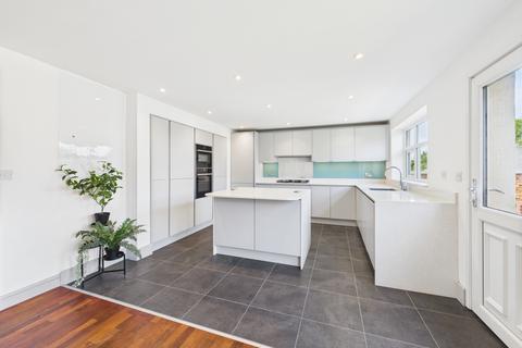4 bedroom cottage for sale, Forest Road, Hartwell, NN7 2HE