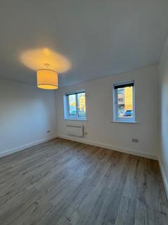 undefined, Streamside Close