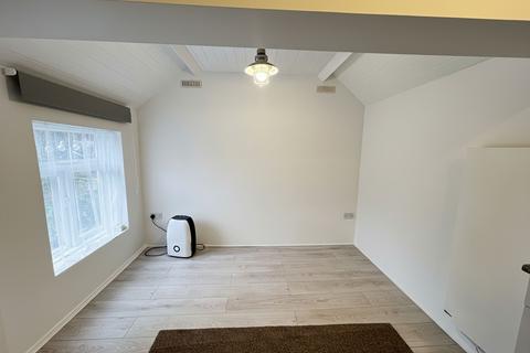 undefined, Leamington Road, Stivichall Manor, CV3