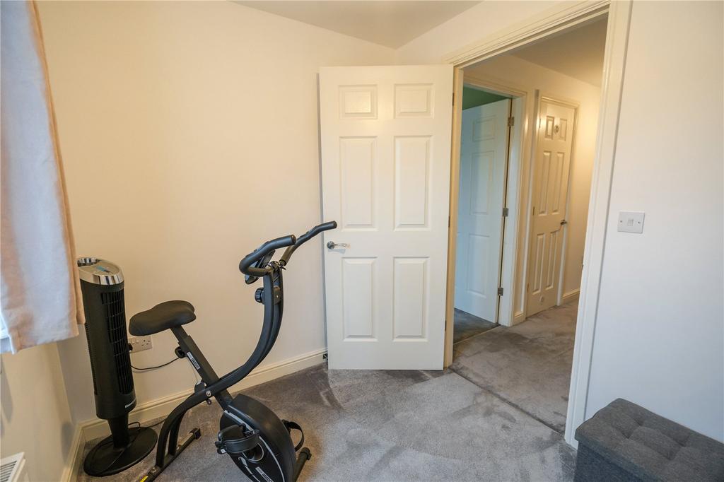 Bedroom 3 (2)