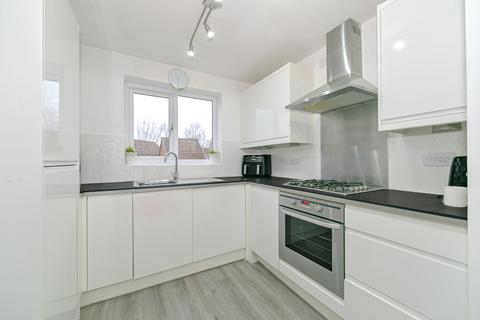 3 bedroom end of terrace house for sale, Turneys Drive, Wolverton Mill, MK12