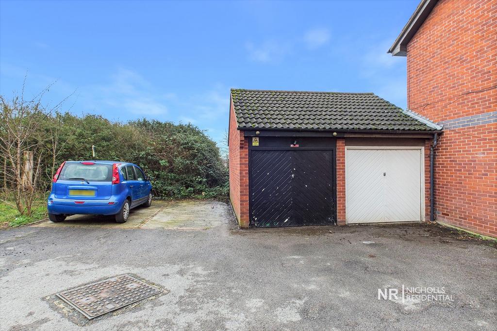 Garage &amp; Parking