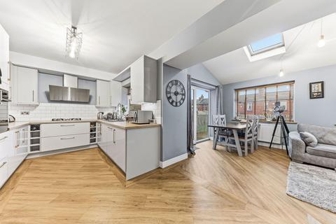 4 bedroom semi-detached house for sale, Coniston Road, Dewsbury WF12