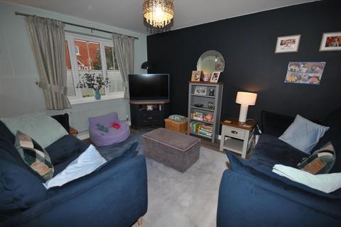 4 bedroom detached house for sale, Campus Drive, Northampton