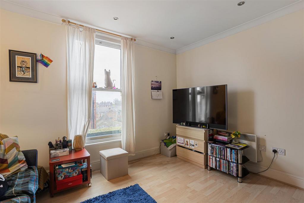 Flat 7 10 Wenlock Terrace 19.jpg