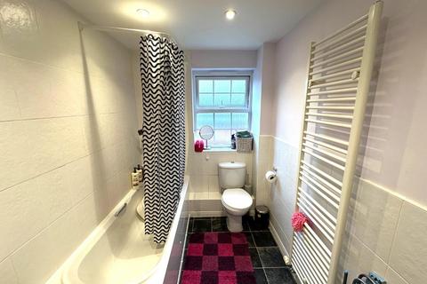 undefined, Birkdale Close, Swindon
