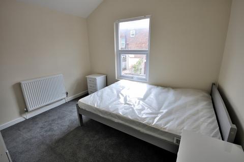 undefined, Bootle L20