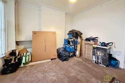 3 bedroom terraced house for sale, Colville Terrace, Gainsborough DN21