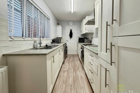 3 bedroom terraced house for sale, Colville Terrace, Gainsborough DN21