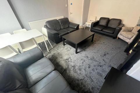 undefined, Chestnut Avenue, Hyde Park, Leeds LS6 1AZ