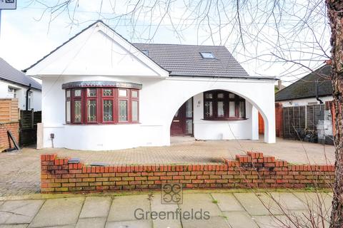 4 bedroom detached house for sale, Borrowdale Avenue, Harrow, HA3