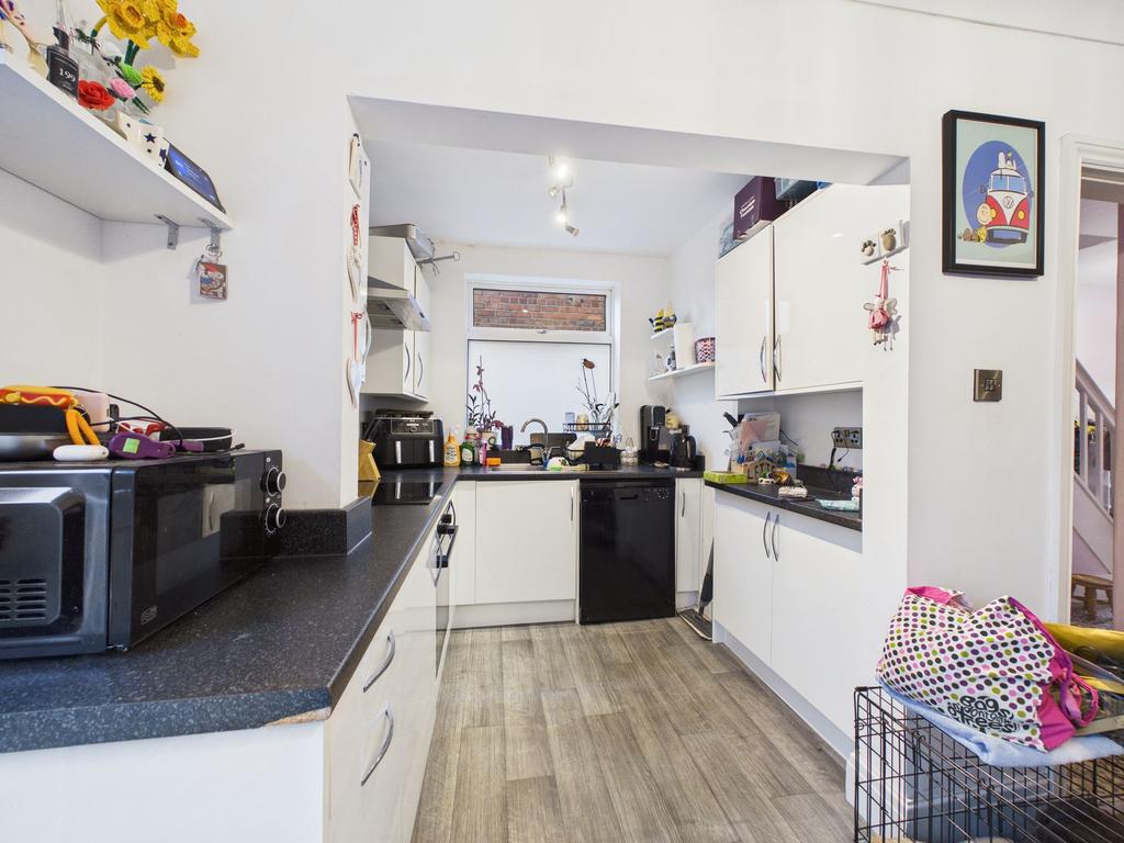 Dining kitchen