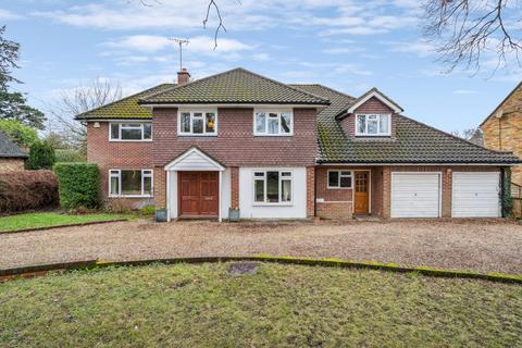 undefined, Shootersway, Berkhamsted, HP4