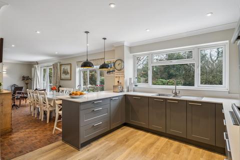 undefined, Shootersway, Berkhamsted, HP4