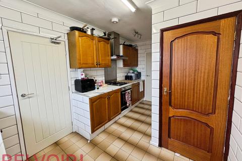 undefined, Park Road, Silverdale, ST5