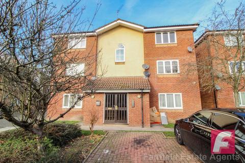 2 bedroom flat to rent, Turnberry Court, Watford, WD19