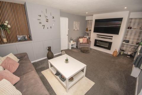 3 bedroom terraced house for sale, Cheshire Close, Bilton, Rugby, CV22