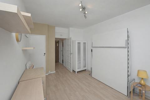 undefined, London EC1M