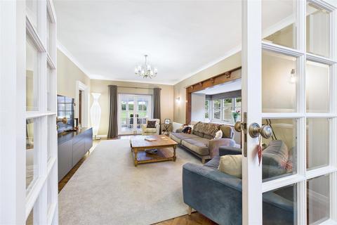 undefined, Elegant character home on The Avenue, Clevedon