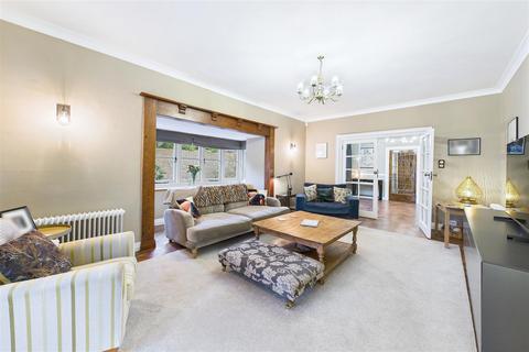 undefined, Elegant character home on The Avenue, Clevedon