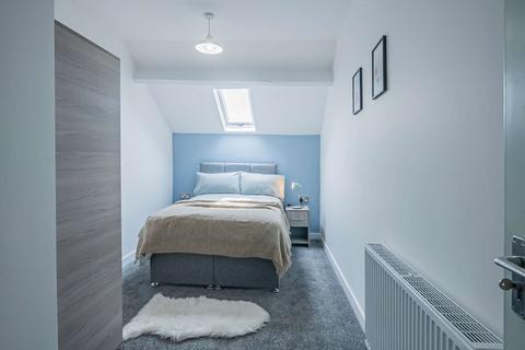 6 bedroom house of multiple occupation to rent, Dodworth Road, Barnsley S70