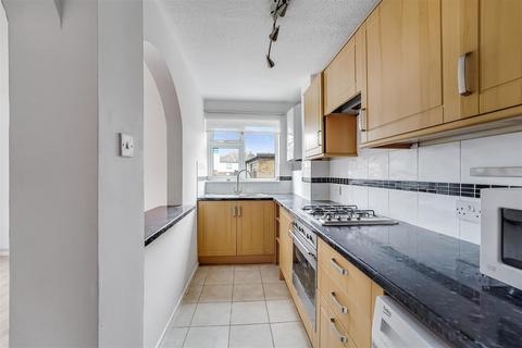 undefined, Brangwyn Crescent, Colliers Wood SW19