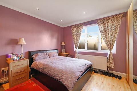 undefined, Abbotts Road, Mitcham, CR4