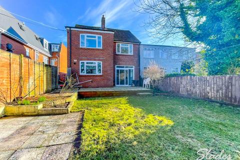 3 bedroom semi-detached house to rent, Christchurch Road, Bournemouth, Dorset
