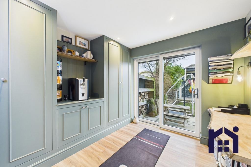 Study/playroom