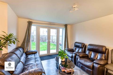 4 bedroom detached house for sale, Bryndale Close, Harworth and Bircotes, Doncaster, South Yorkshire, DN11