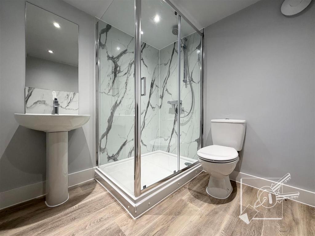 Upstairs Bathroom