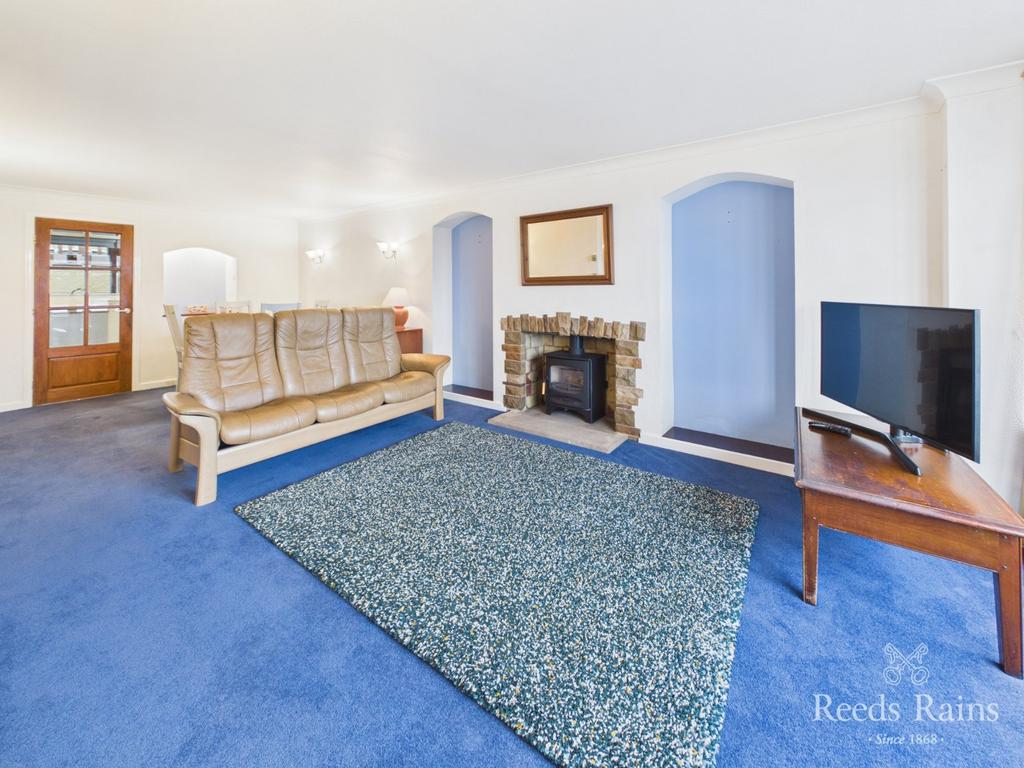 Living/Dining Room