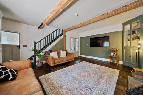 4 bedroom semi-detached house for sale, Micklefield Lane, Rawdon, Leeds, West Yorkshire, LS19