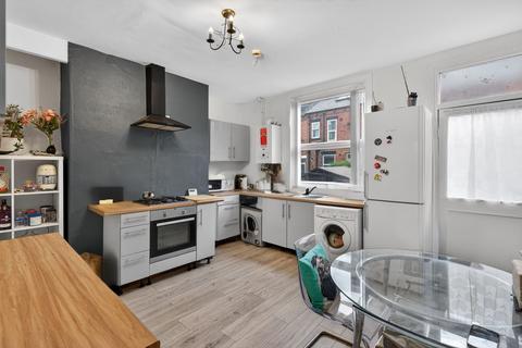 undefined, Ash Road, Leeds, LS6